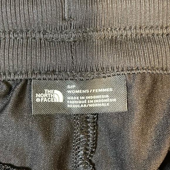 The North Face Aphrodite 2.0 Capri Black Hiking Pants Women’s Small - Picture 11 of 14